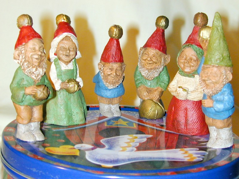 Ron's Tom Clark Gnome Collection
